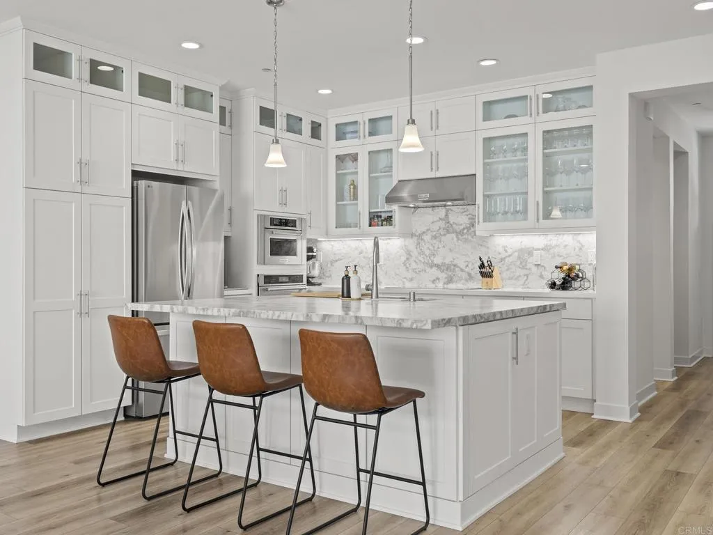 2971 Rue De Latour Vista, CA 92084 - Photo 4 of 36