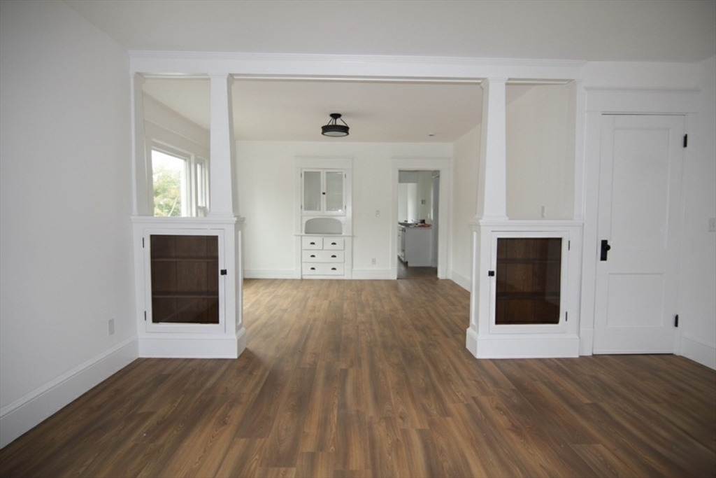 1083-1085 Sumner Avenue Springfield, MA 01118 - Photo 5 of 15 Gallery Image 5