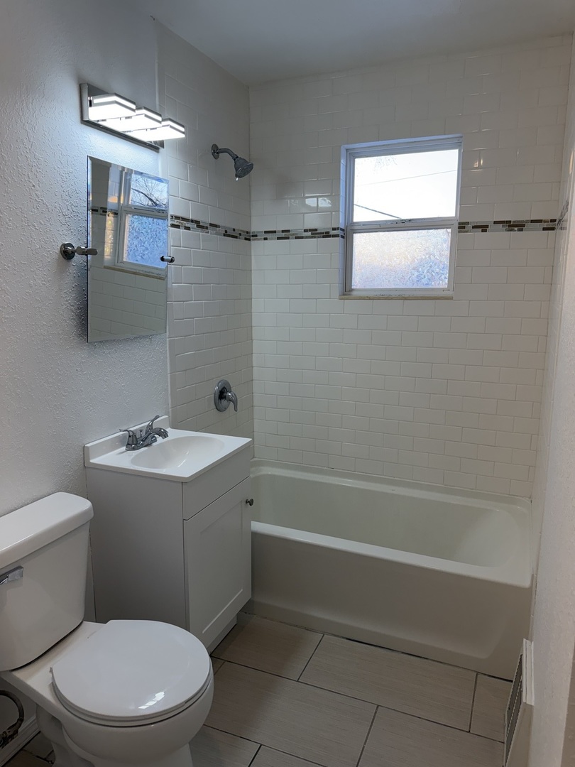 2003 Nebraska Road Rockford, IL 61108 - Photo 22 of 32