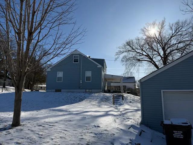 $209,500 | 2003 Nebraska Road, Rockford, IL 61108