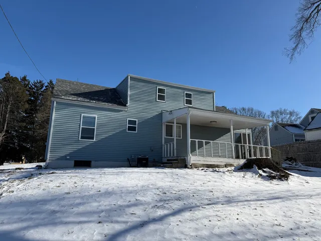 $209,500 | 2003 Nebraska Road, Rockford, IL 61108