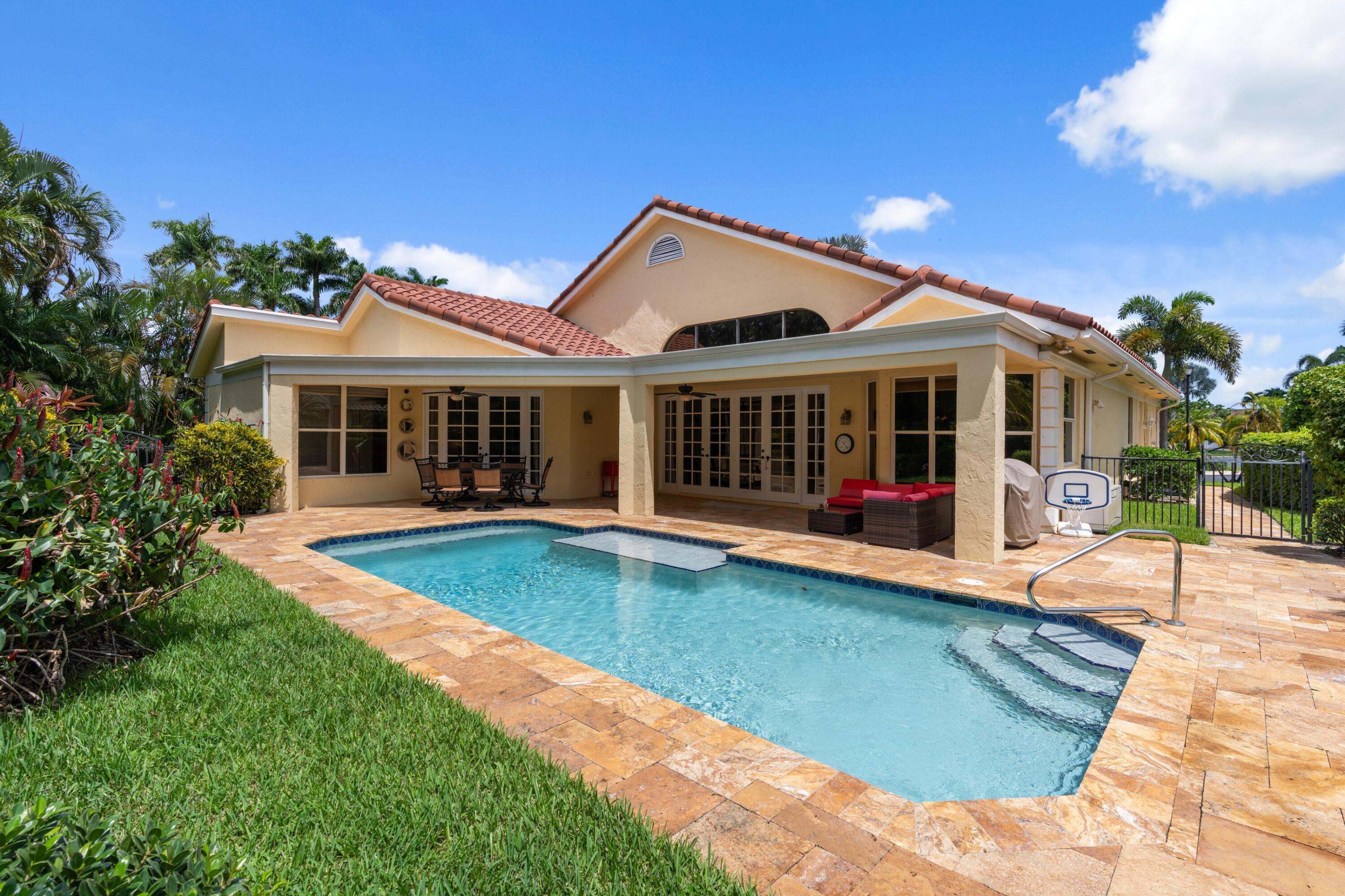 7795 La Corniche Circle Boca Raton, FL 33433 - Photo 26 of 62 Pool