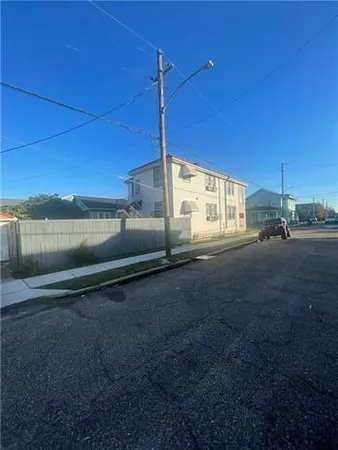 $1,650 | 4237 South Prieur Street, New Orleans, LA 70125