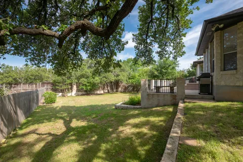 $985,000 | 2504 Sonoma Cove, Austin, TX 78738