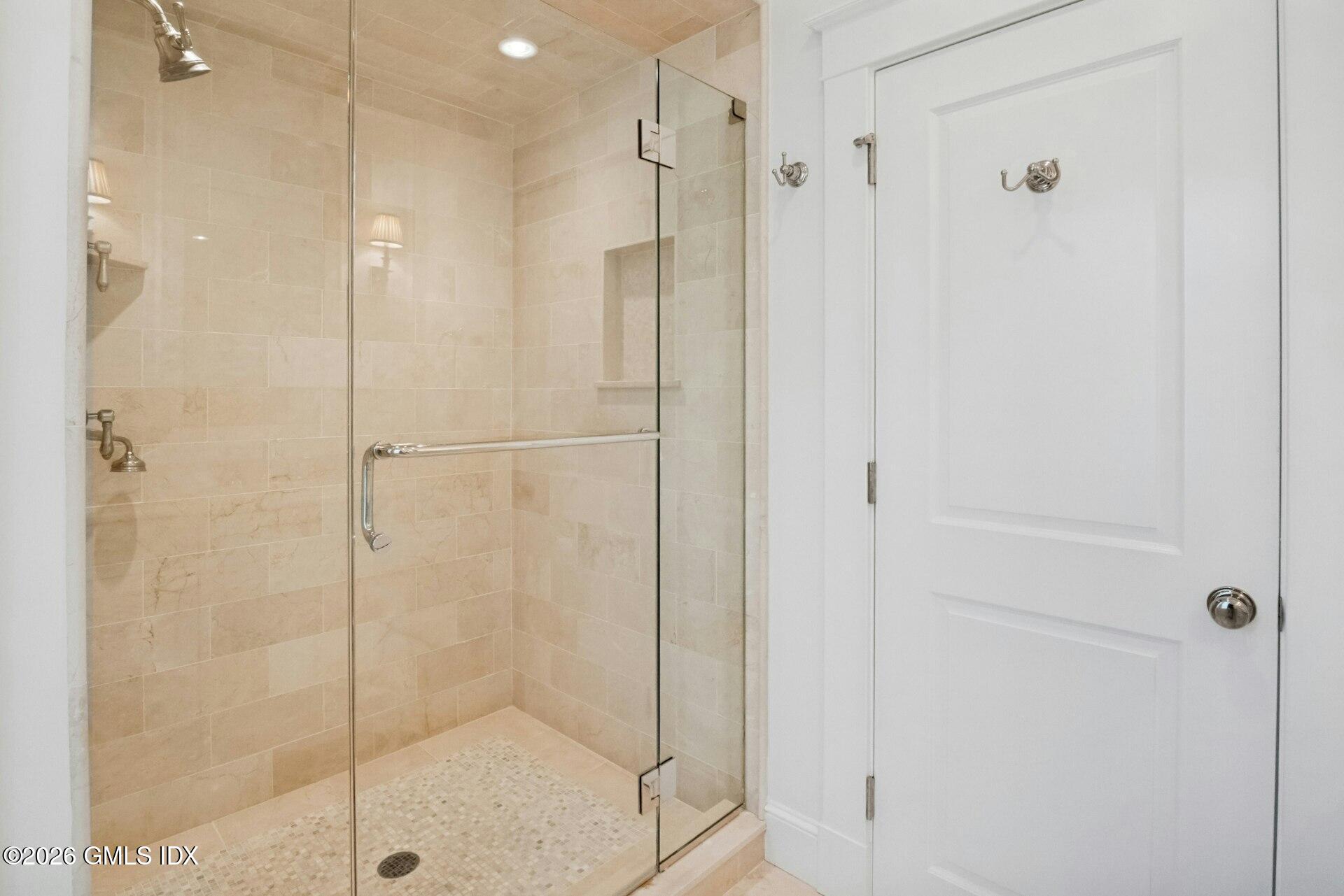52 Chesterfield Road Stamford, CT 06902 - Photo 22 of 41 047-493708-DSC09630_14717950