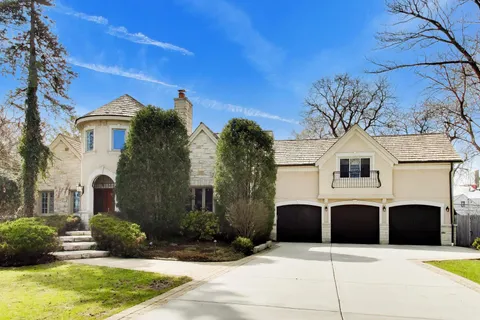 $1,950,000 | 1414 Canterbury Lane, Glenview, IL 60025