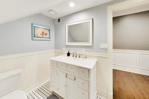 $1,950,000 | 1414 Canterbury Lane, Glenview, IL 60025