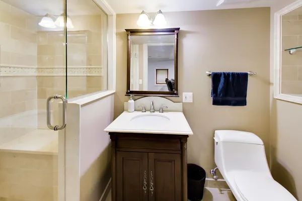 $1,899,000 | 1414 Canterbury Lane, Glenview, IL 60025