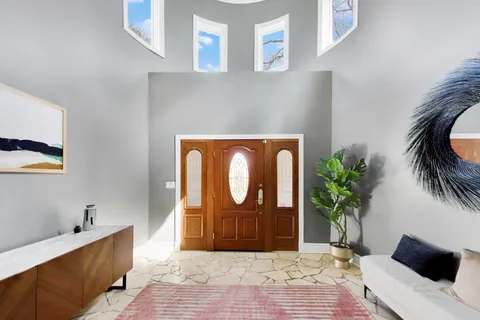 $1,899,000 | 1414 Canterbury Lane, Glenview, IL 60025