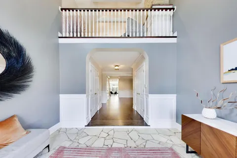 $1,899,000 | 1414 Canterbury Lane, Glenview, IL 60025