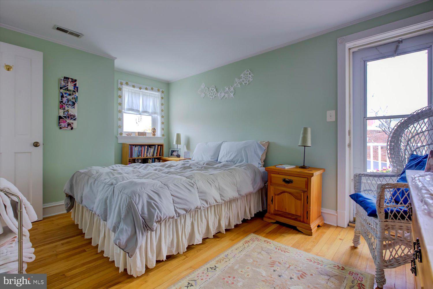 600 G Street Southeast Washington, DC 20003 - Photo 33 of 46 3rd Floor En Suite