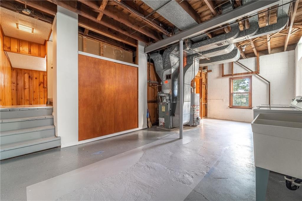957 Lessing Street Pittsburgh, PA 15220 - Photo 23 of 25 Gallery Image 23