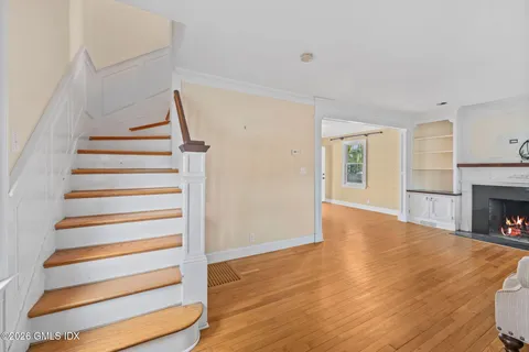 $750,000 | 125 Oaklawn Avenue, Stamford, CT 06905