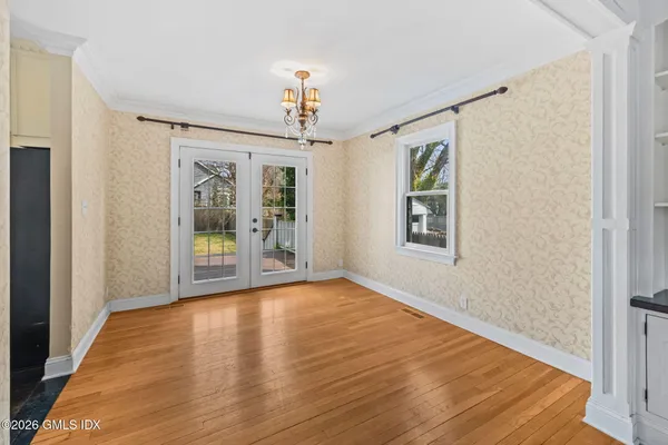 $750,000 | 125 Oaklawn Avenue, Stamford, CT 06905