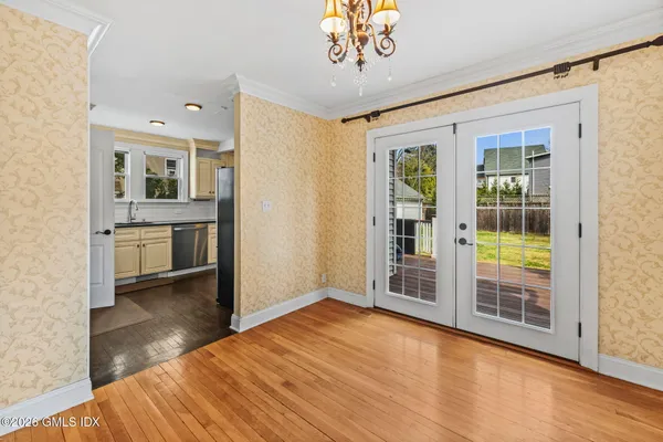 $750,000 | 125 Oaklawn Avenue, Stamford, CT 06905