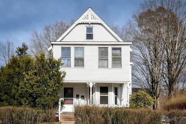 $699,995 | 30 Winter Street, Framingham, MA 01702