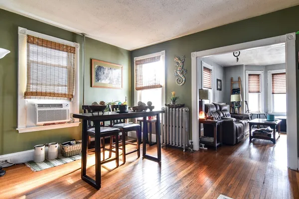 $699,995 | 30 Winter Street, Framingham, MA 01702