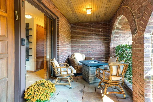 a view of a walk in closet