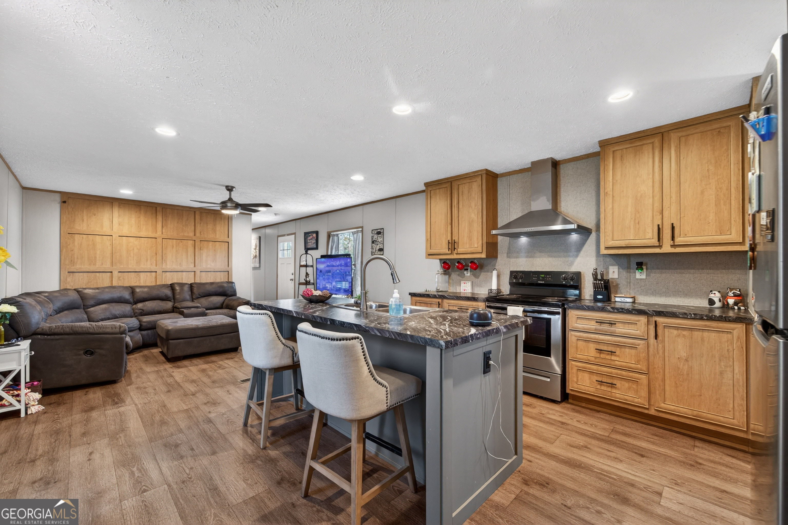 5860 Cantrell Road Patterson, GA 31557 - Photo 4 of 30