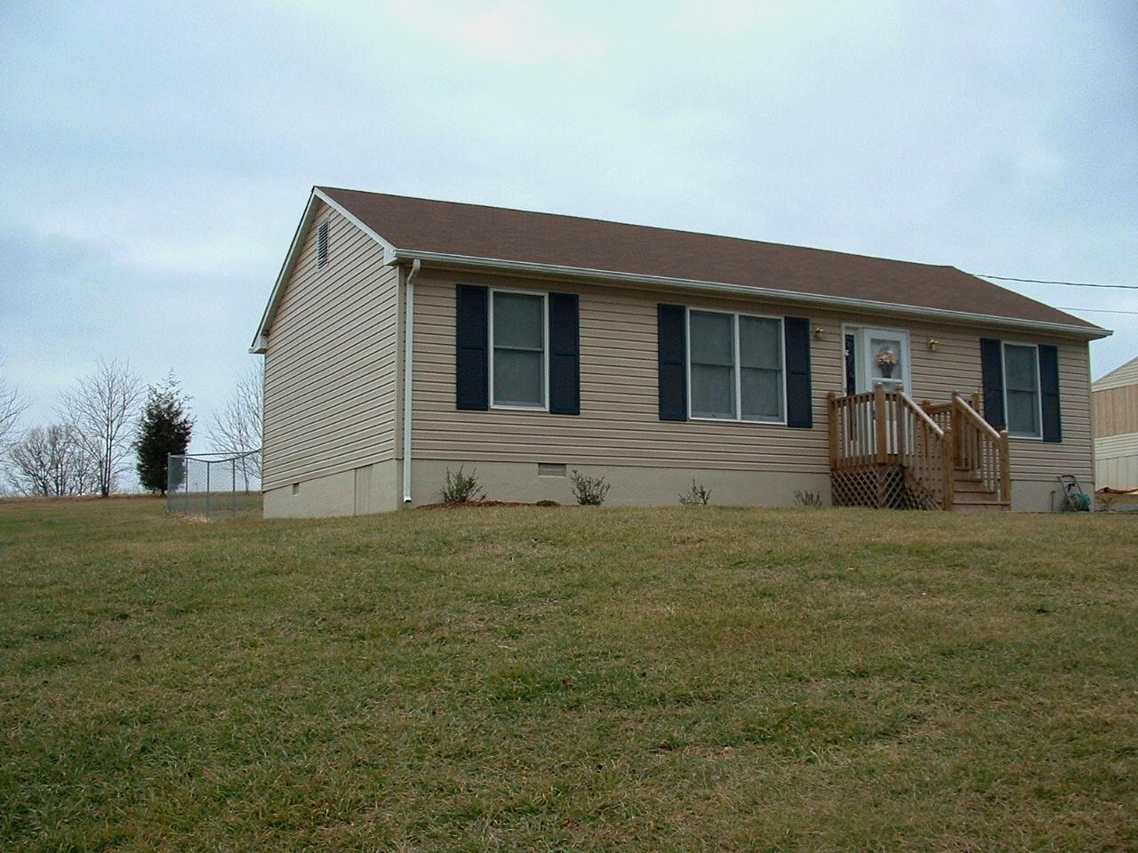 301 Golden View Road Glade Hill, VA 24092 - Photo 20 of 20 Front View from Left