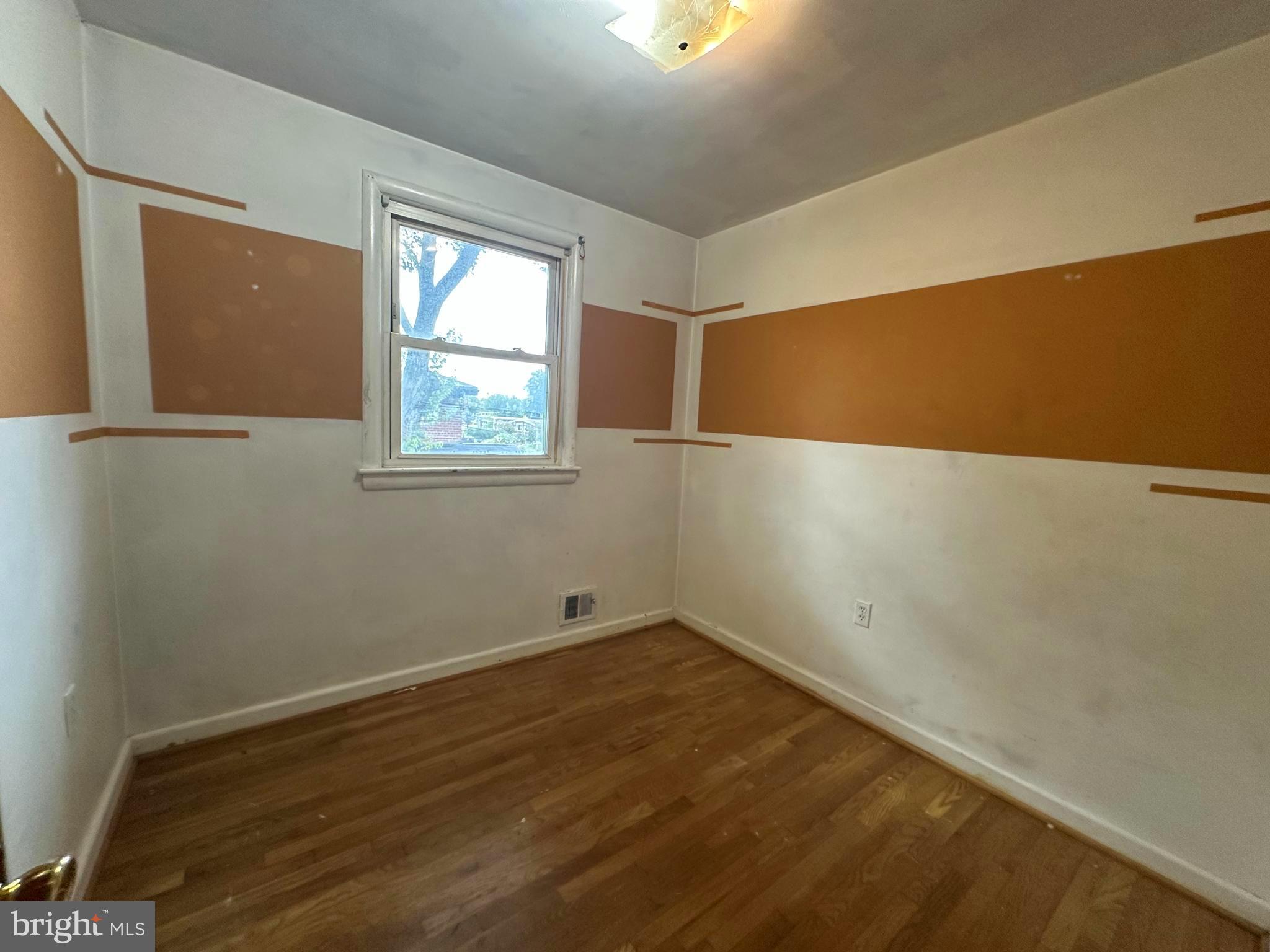 1018 Ruatan Street Silver Spring, MD 20903 - Photo 9 of 19 Gallery Image 9