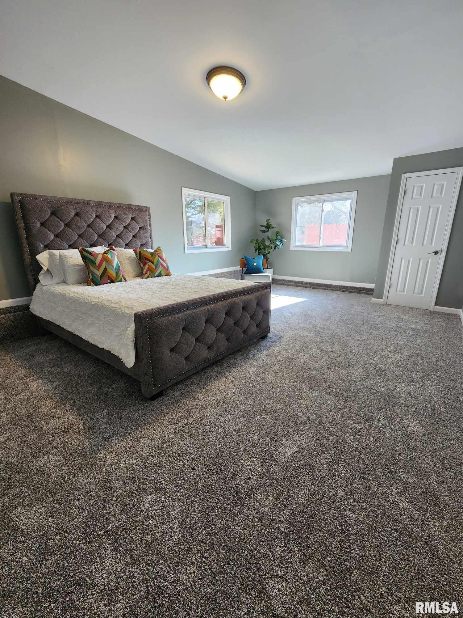 729 Ridgewood Drive Quincy, IL 62301 - Photo 30 of 34 Gallery Image 30