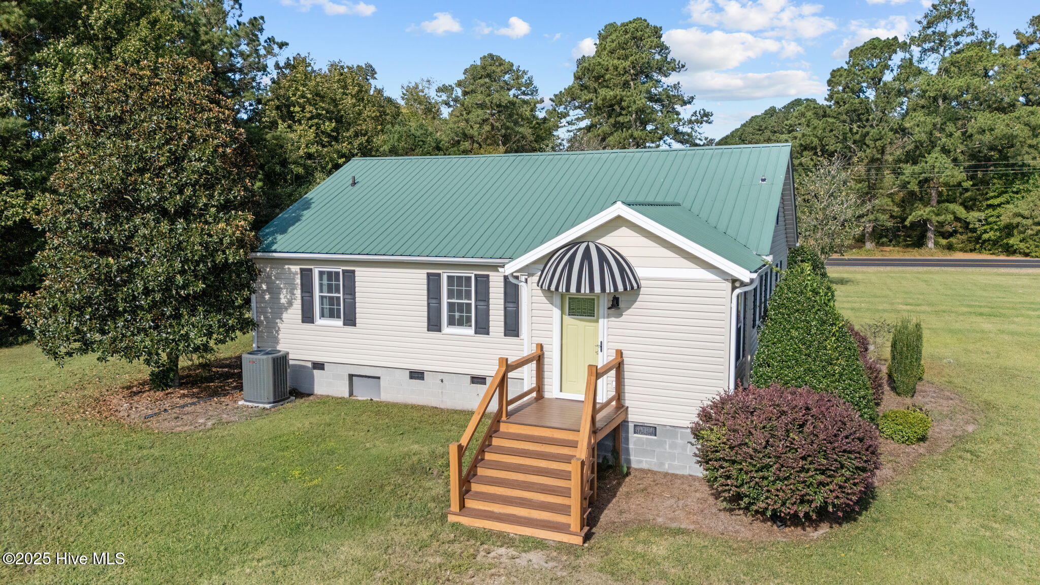 1131 Post Road Bath, NC 27808 - Photo 44 of 53 1131 back side