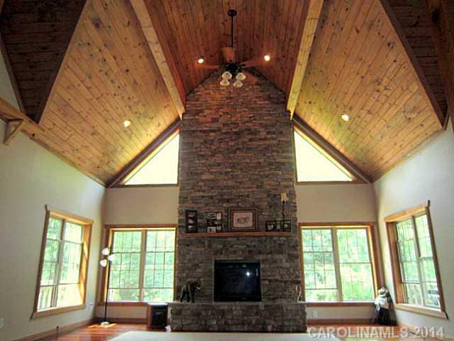 6681 Maple Spring Court Denver, NC 28037 - Photo 4 of 16 Gallery Image 4