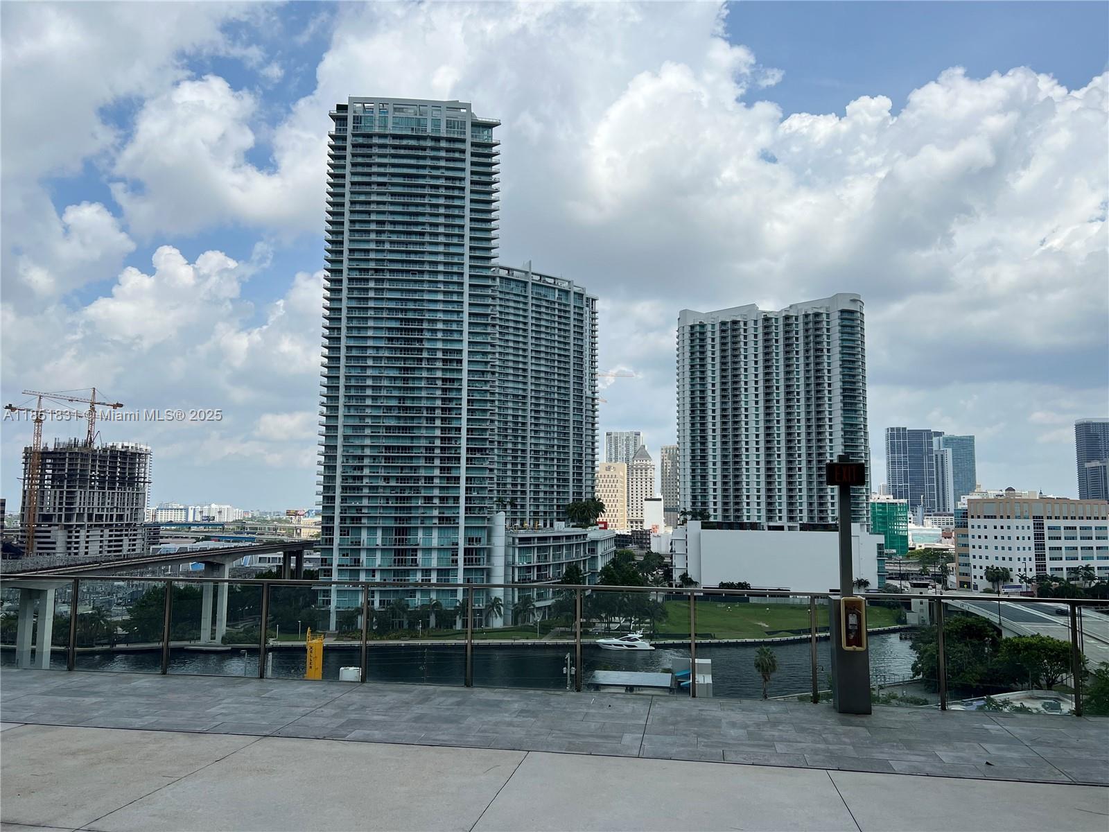 88 Southwest 7th Street, Unit 3007 Miami, FL 33130 - Photo 24 of 36 a front view of a building with street