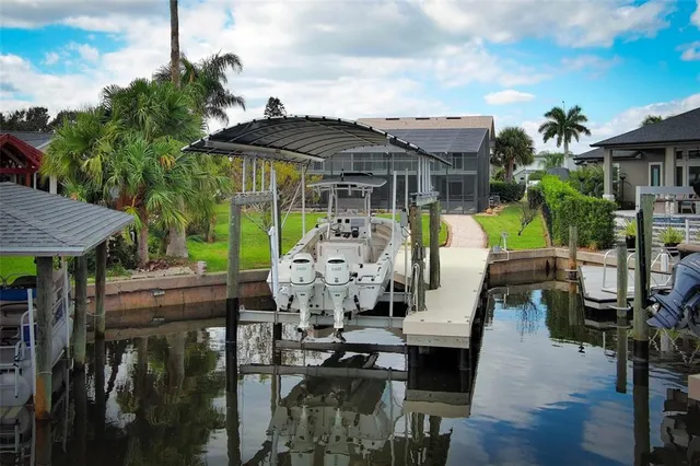 $2,499,990 | 301 Quay Assisi, New Smyrna Beach, FL 32169