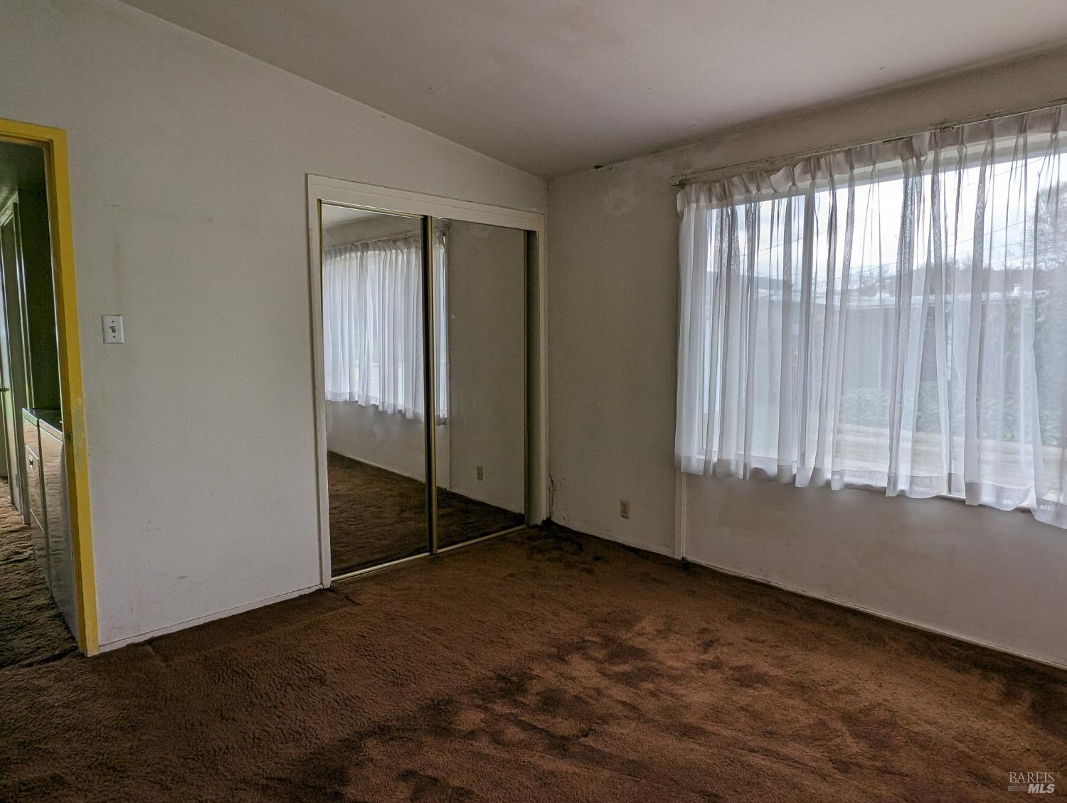 365 Las Colindas Road San Rafael, CA 94903 - Photo 12 of 29