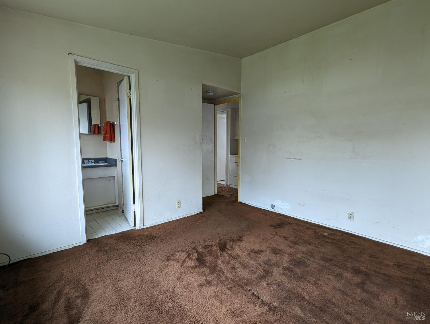 365 Las Colindas Road San Rafael, CA 94903 - Photo 16 of 29