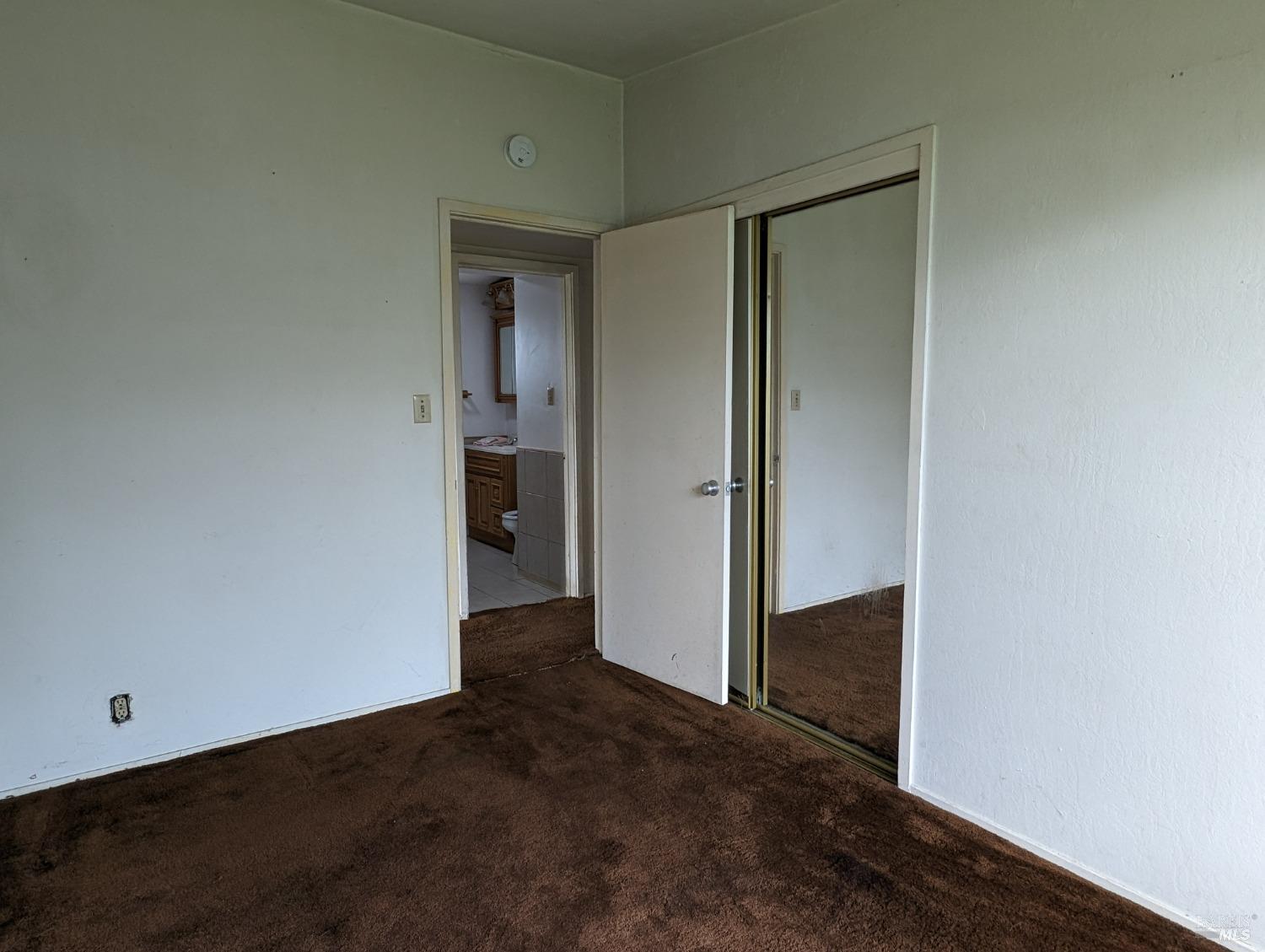 365 Las Colindas Road San Rafael, CA 94903 - Photo 7 of 29
