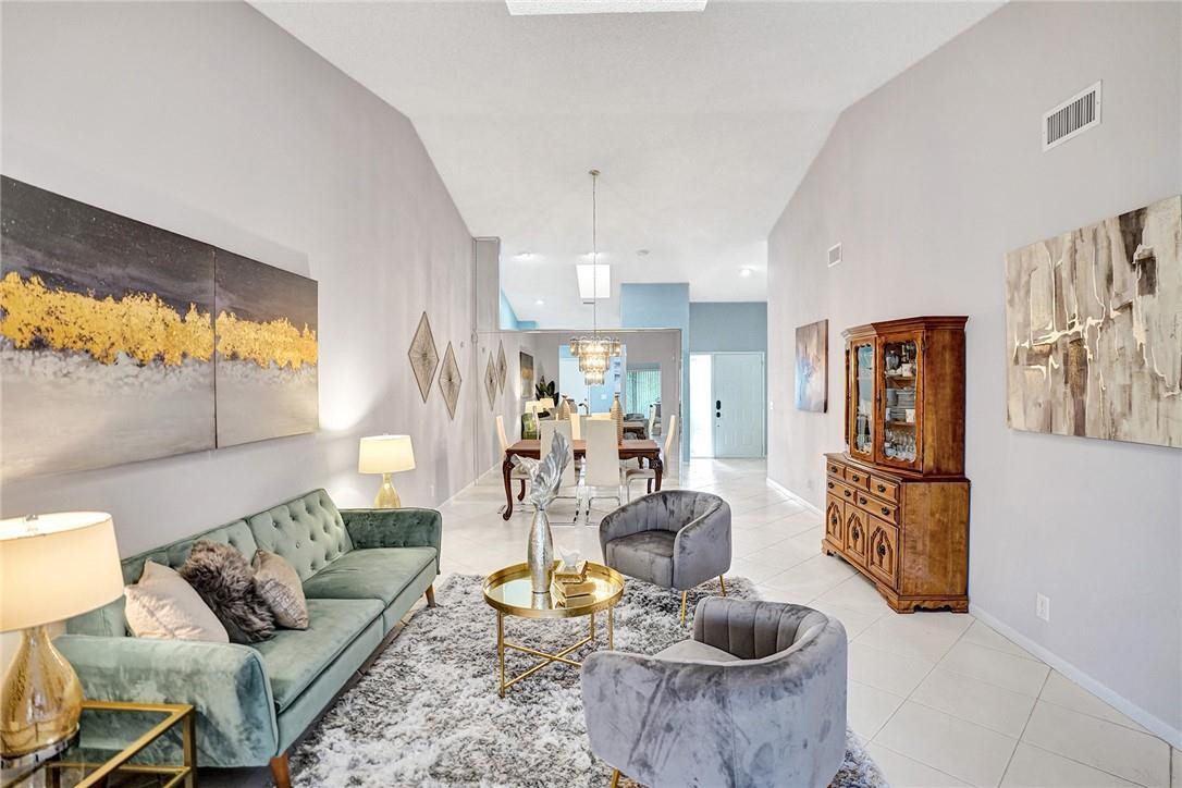 8199 Springlake Drive, Unit A Boca Raton, FL 33496 - Photo 18 of 37 Photo 18