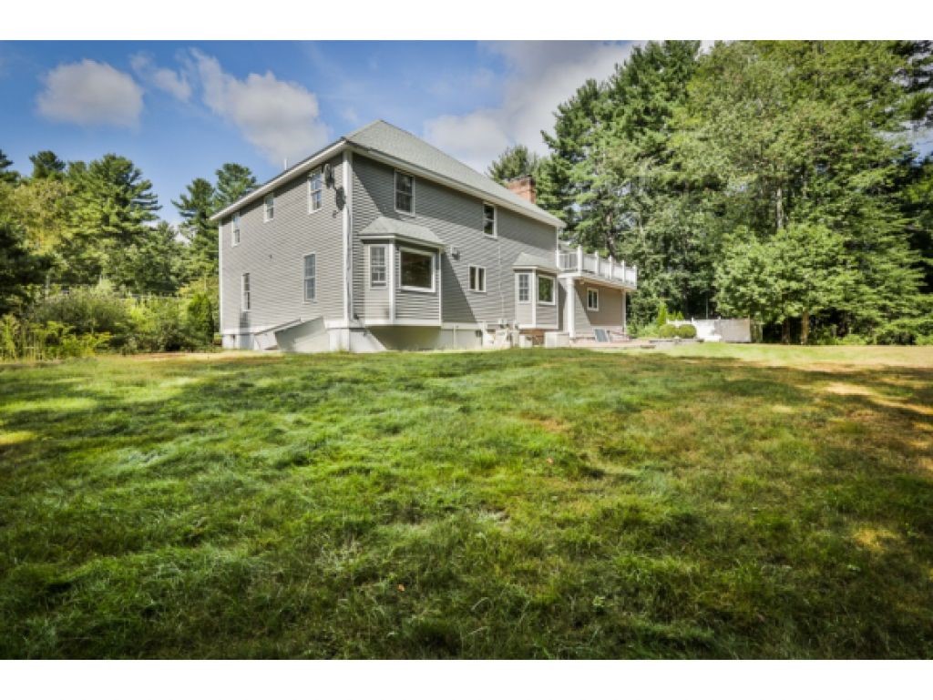 25 East Nashua Road Windham, NH 03087 - Photo 2 of 12