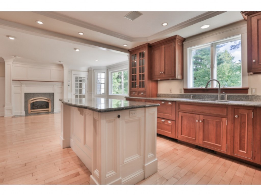 25 East Nashua Road Windham, NH 03087 - Photo 4 of 12