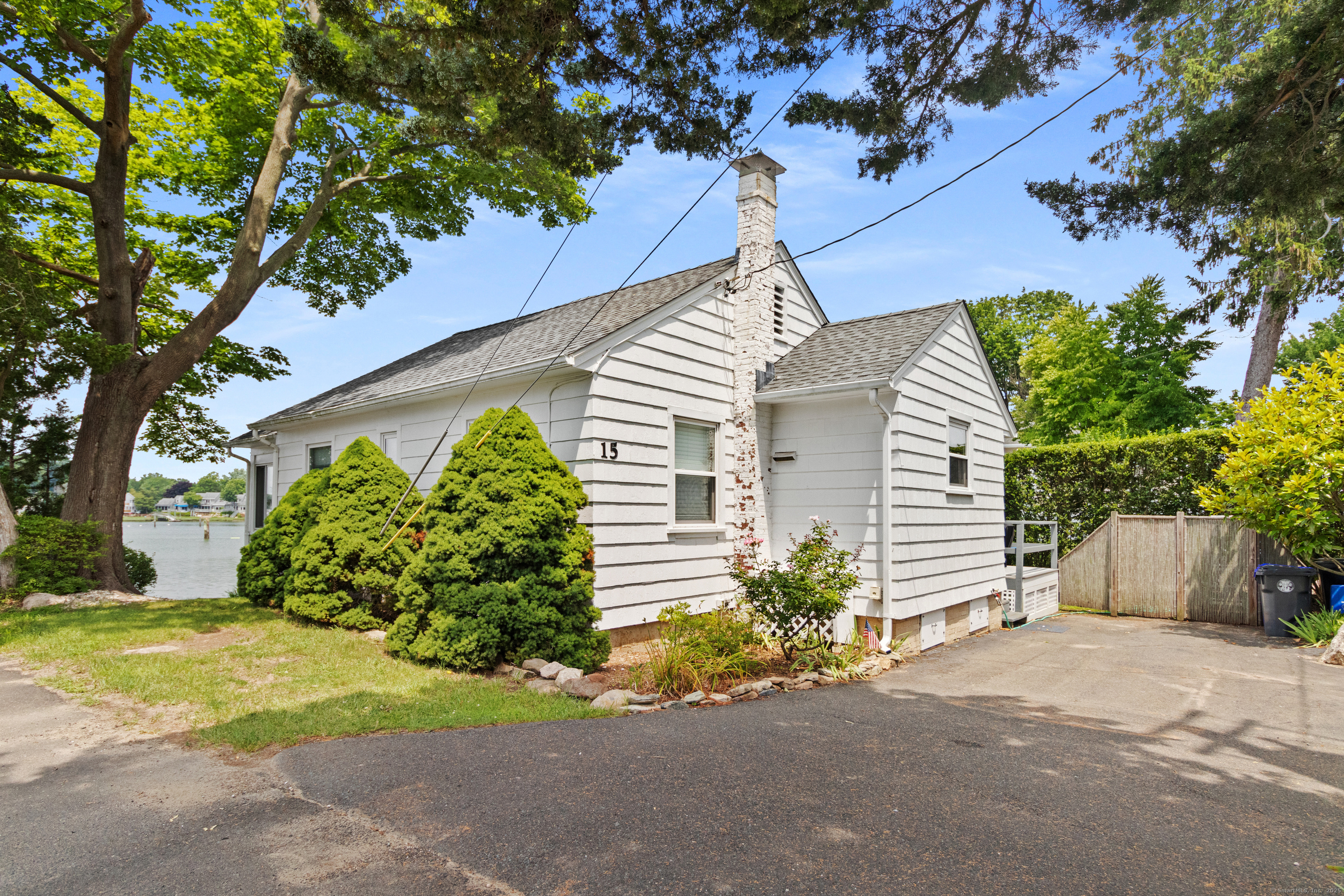 15 River Road Branford, CT 06405 - Photo 29 of 32