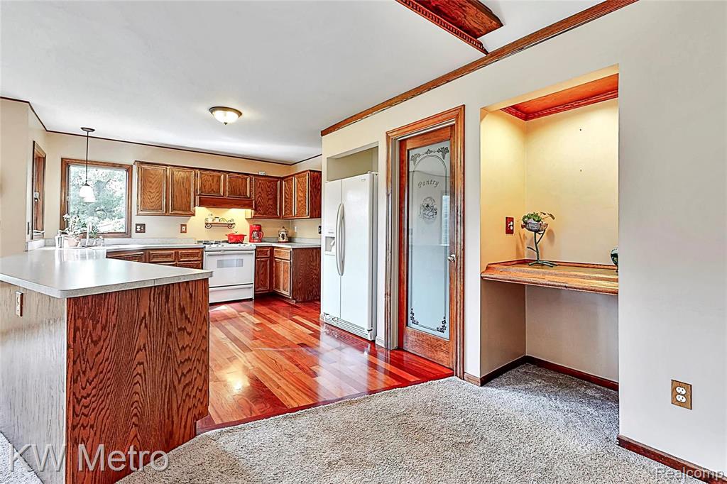 6192 Inkster Road Dearborn Heights, MI 48127 - Photo 19 of 34