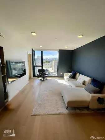 a bed room with a bed