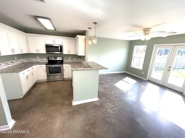 $375,000 | 1604 Dehart Drive, Unit B C D, New Iberia, LA 70560