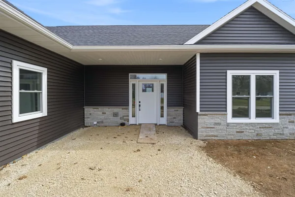 $399,000 | 224 North 9th Street, Hilbert, WI 54129