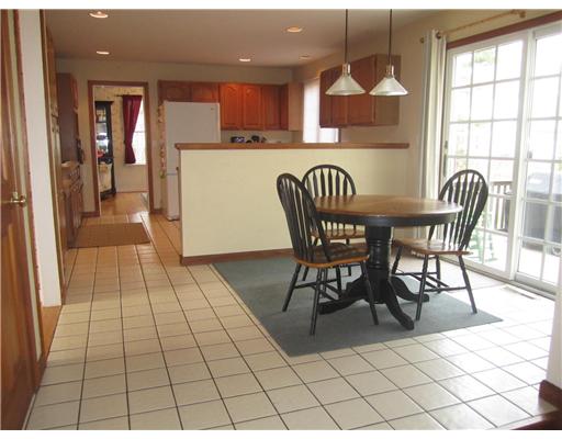 1 Lamson Road Barrington, RI 02806 - Photo 4 of 15 Kitchen.