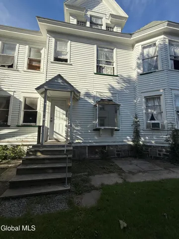 $125,000 | 187 Bleecker Street, Gloversville, NY 12078