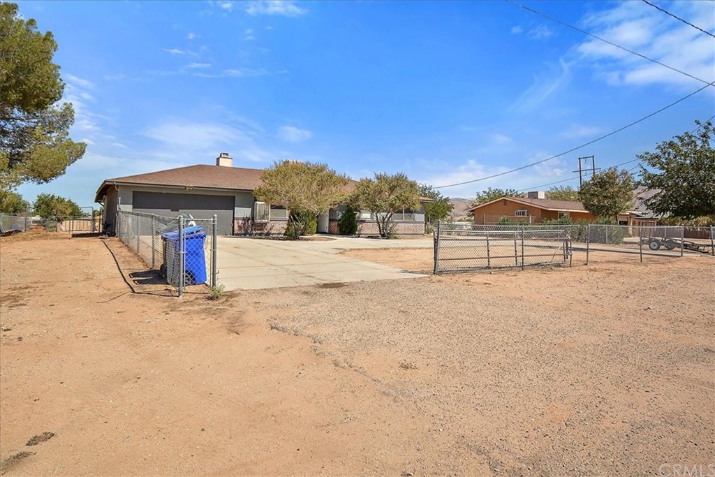 11057 Mohawk Road Apple Valley, CA 92308 - Photo 1 of 1 a view of outdoor space with city view