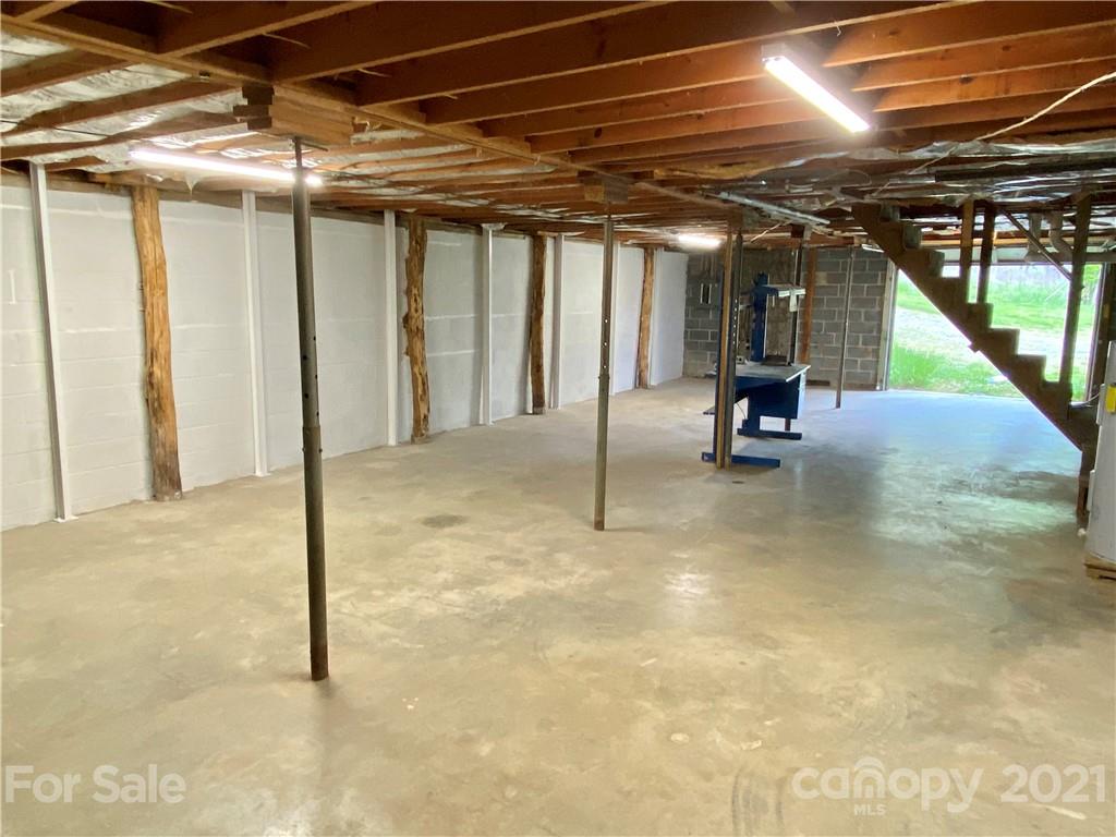 140 Alexander Road Alexander, NC 28701 - Photo 22 of 39 Gallery Image 22