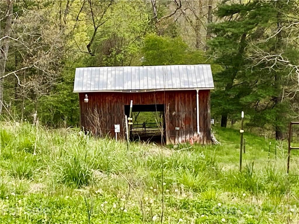 140 Alexander Road Alexander, NC 28701 - Photo 26 of 39 Gallery Image 26