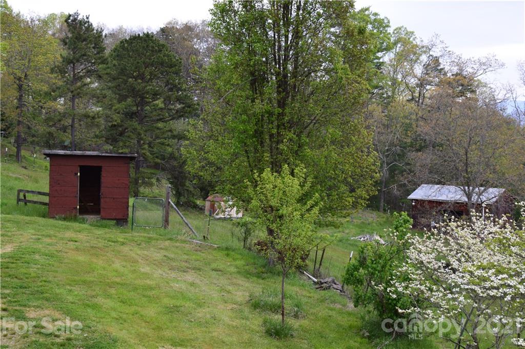 140 Alexander Road Alexander, NC 28701 - Photo 37 of 39 Gallery Image 37