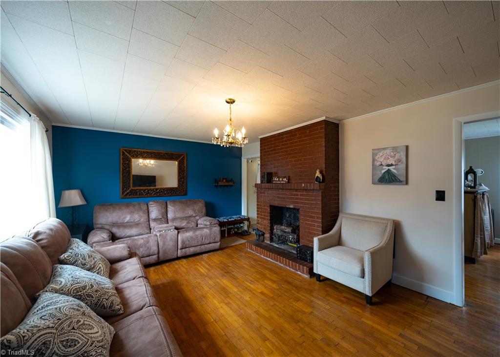 184 Chatham Road Mount Airy, NC 27030 - Photo 5 of 14 Gallery Image 5