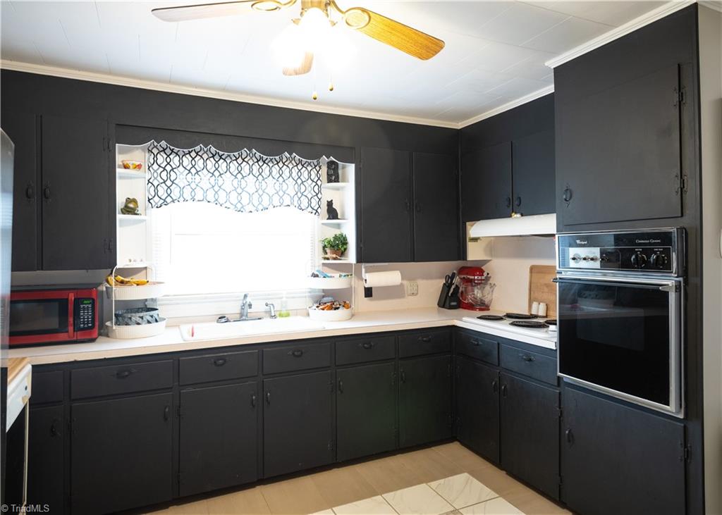 184 Chatham Road Mount Airy, NC 27030 - Photo 6 of 14 Gallery Image 6