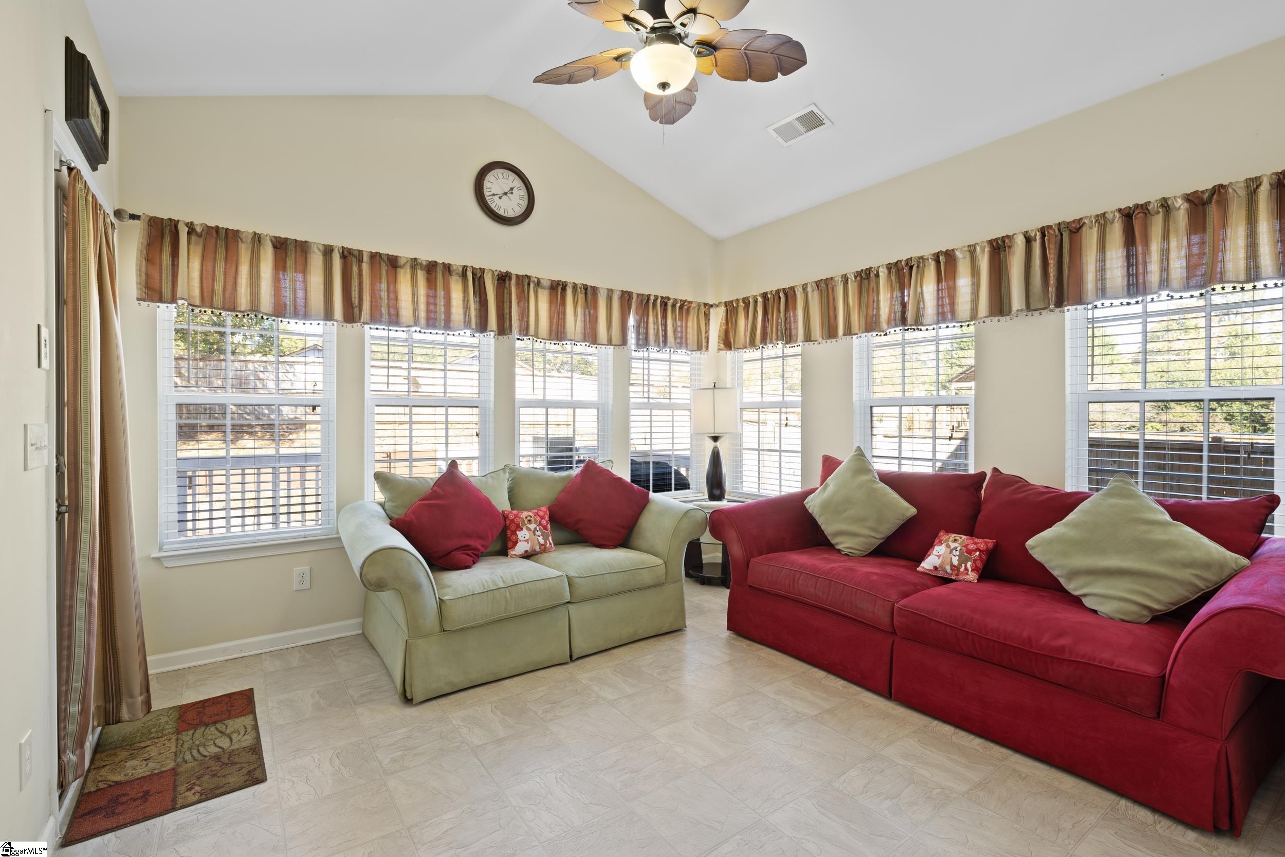 10 Ridgeleigh Way Simpsonville, SC 29681 - Photo 15 of 44